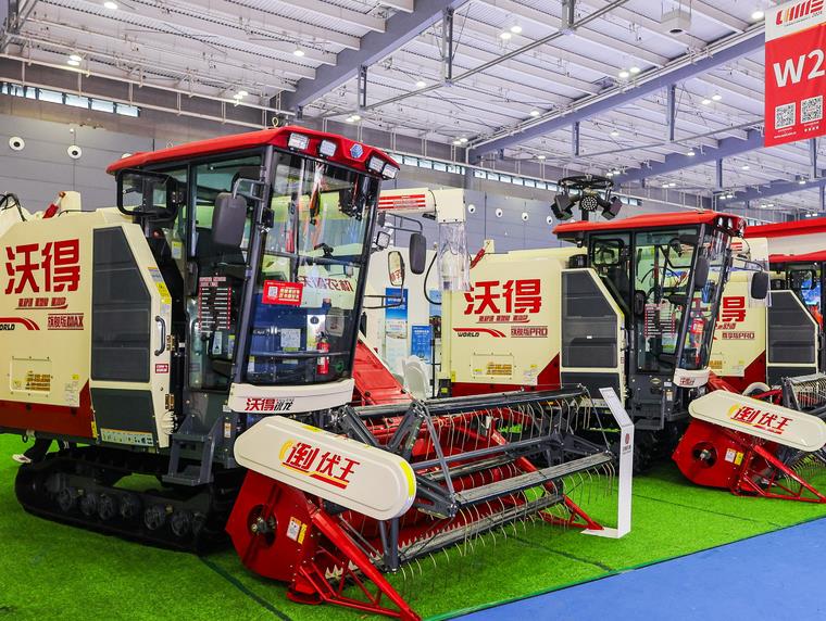 關于調整《湖南省2024-2026年農機購置與應用補貼機具補貼額一覽表》的通告