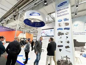 �۽������ܡ��롰��Ч����ֱ������ҺѹAGRITECHNICA 2025չ������